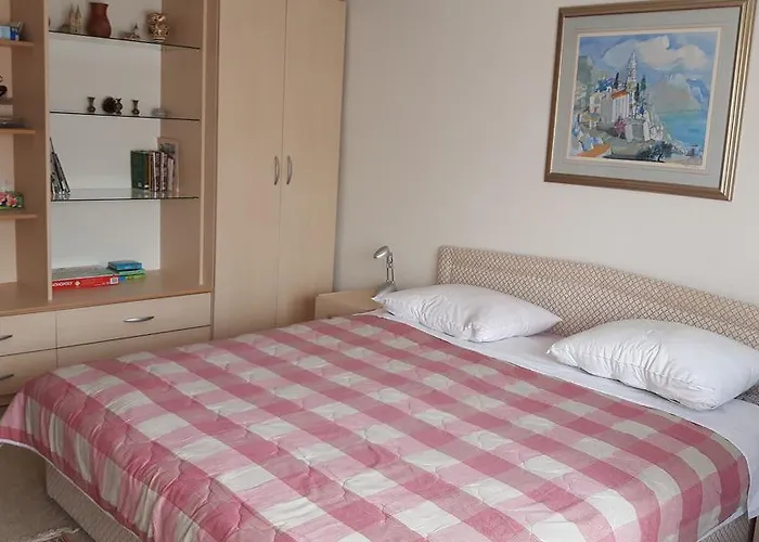 Апартаменты Maja *